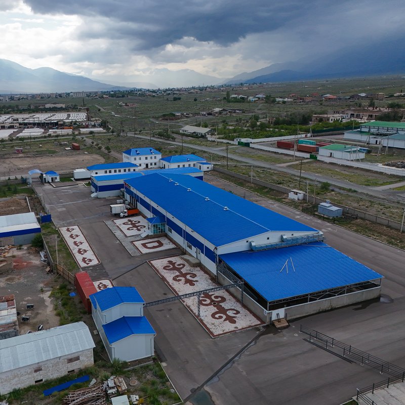 Дордой Балычы — мясокомбинат, 4 000 м²